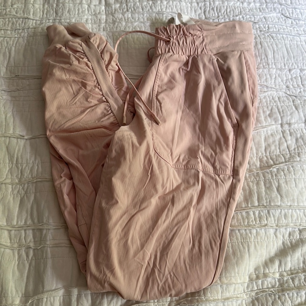 Lulu lemon dance studio pants